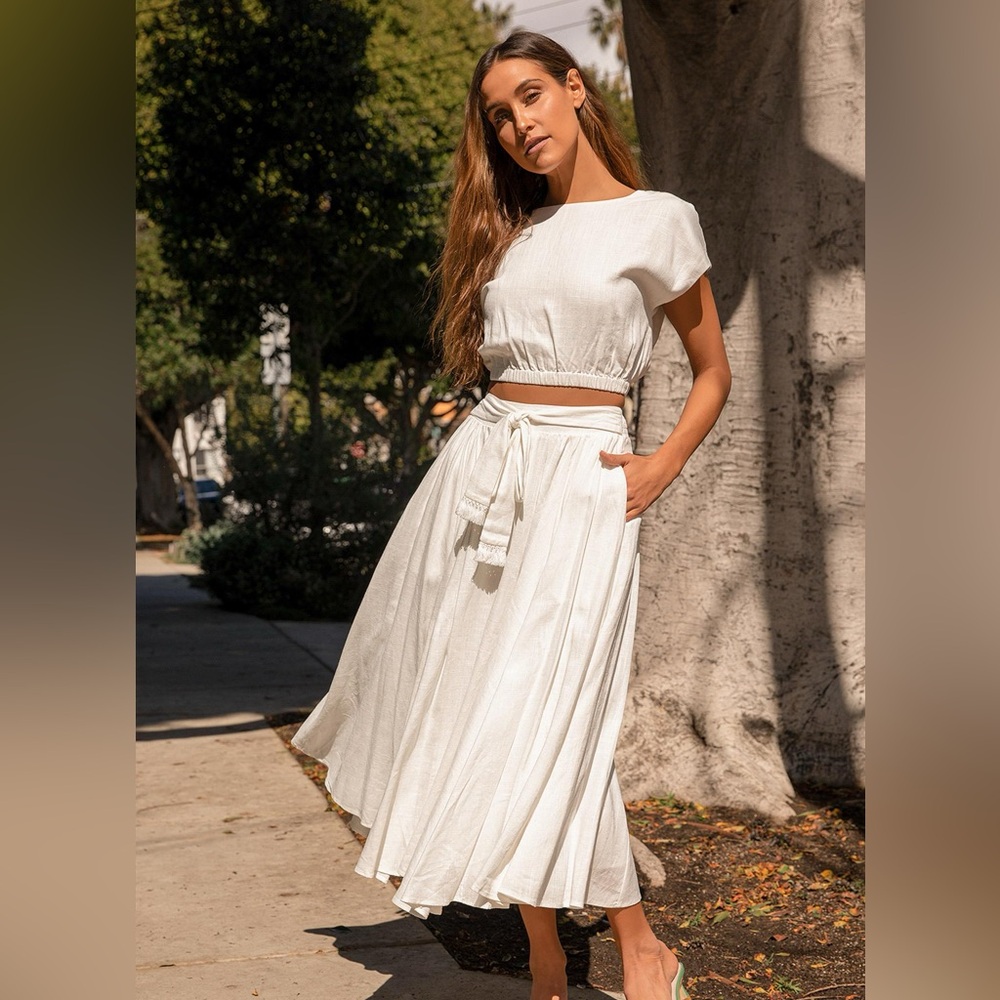 Lulu’s NWT Brings You Back Ivory Two-Piece Midi Dress